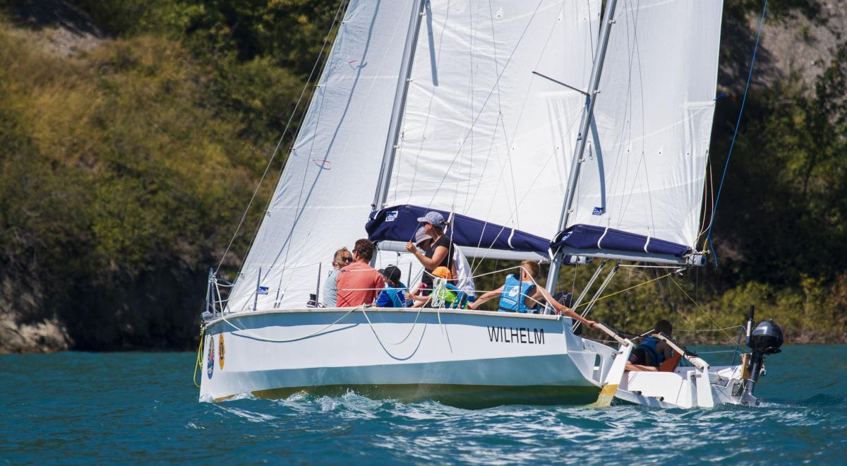Sortie voilier Savines-le-Lac - Sortie en voilier 10 places avec skipper