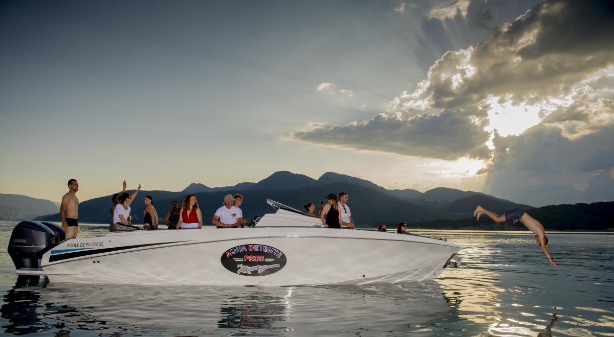 Aqua Détente Pros : Location bateaux avec ou sans permis - Aqua Détente Pros : Location bateaux avec ou sans permis Aqua Détente Pros : Location bateaux avec ou sans permis - Aqua Détente Pros : Location bateaux avec ou sans permis