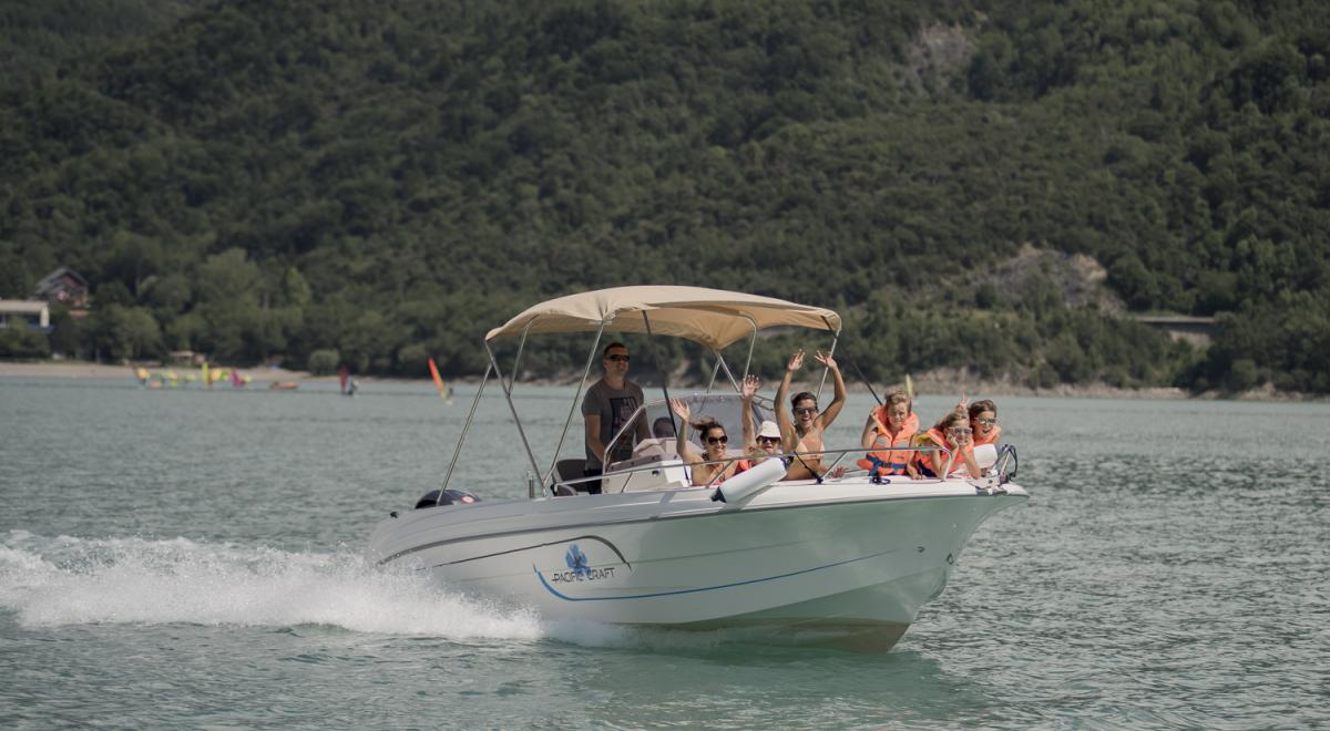 Aqua Détente Pros : Location bateaux avec ou sans permis SAVINES-LE-LAC - Aqua Détente Pros : Location bateaux avec ou sans permis SAVINES-LE-LAC Aqua Détente Pros : Location bateaux avec ou sans permis SAVINES-LE-LAC - Aqua Détente Pros : Location bateaux avec ou sans permis SAVINES-LE-LAC
