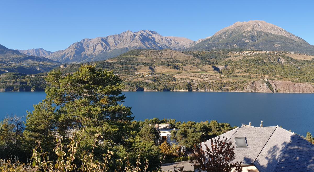 Logis Hotel Eden Lac - Vue panoramique Piscine