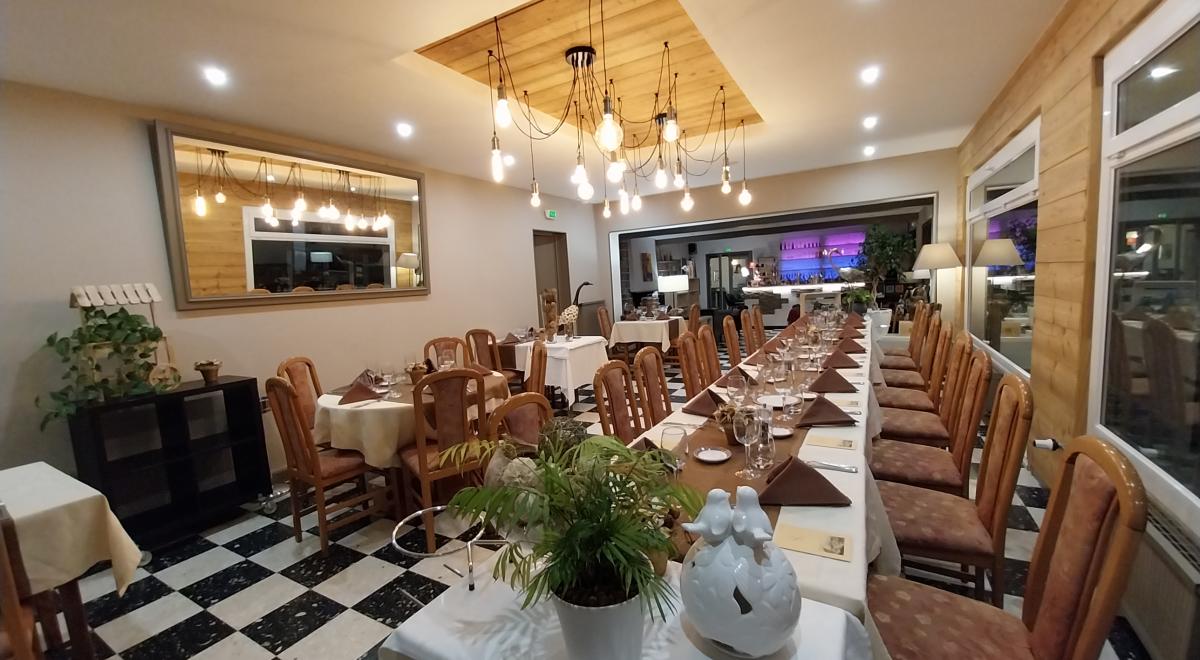 Logis Hotel Eden Lac - Salle intérieur - Eden lac_salle