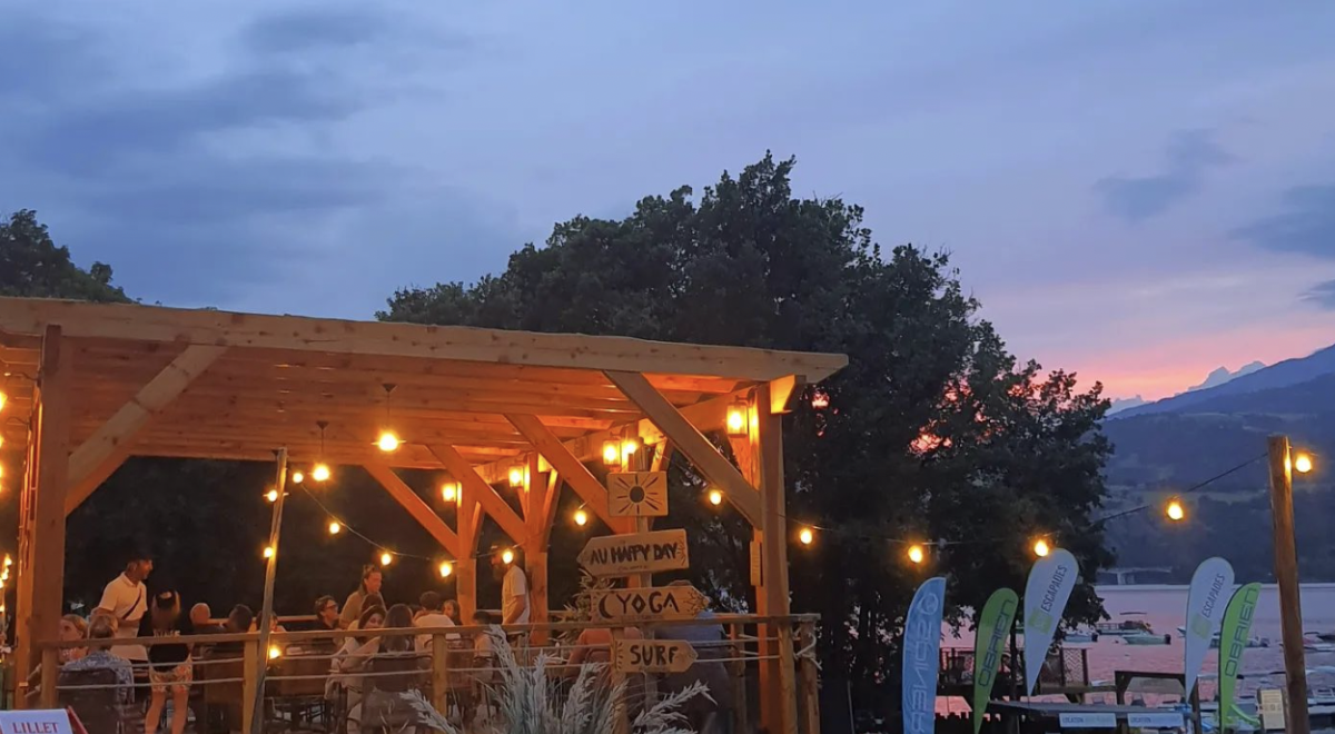 Terrasse - Restaurant Au Happy Day - Terrasse - Restaurant Au Happy Day