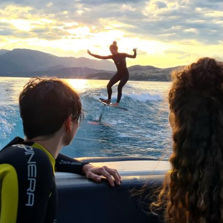 Wakesurf Serre-Ponçon - Sud Escapades SAVINES-LE-LAC - Wakesurf Serre-Ponçon - Sud Escapades SAVINES-LE-LAC
